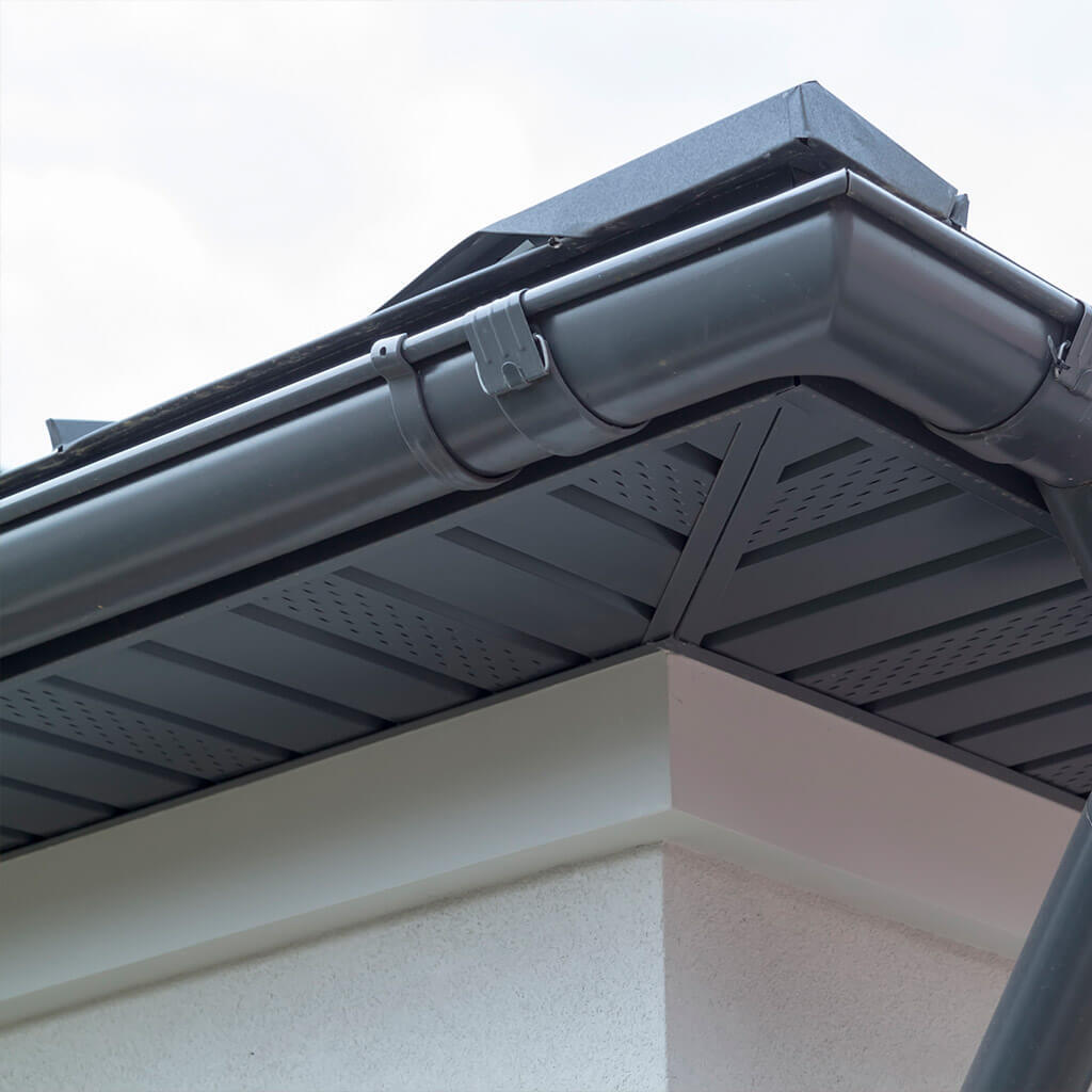 Local gutter cleaning company Oxfordshire, London, Berkshire & Hampshire