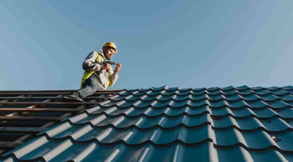 Emergency roof repairs Oxfordshire, London, Berkshire & Hampshire